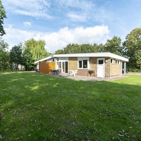 Stylish Beachside Bungalow With Patio Sint Maartensvlotbrug المظهر الخارجي الصورة